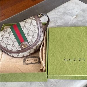 Gucci Beige and Brown Shoulder Bag with Green and Red Stripe